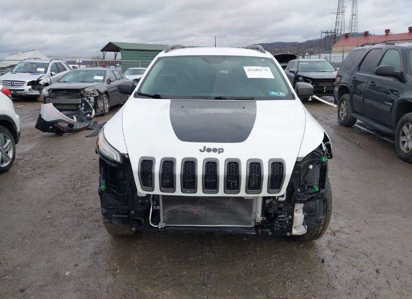 Photo 13 of 2017 Jeep Cherokee TRAILHAWK 4X4 (VIN 1C4PJMBS0HW557162)