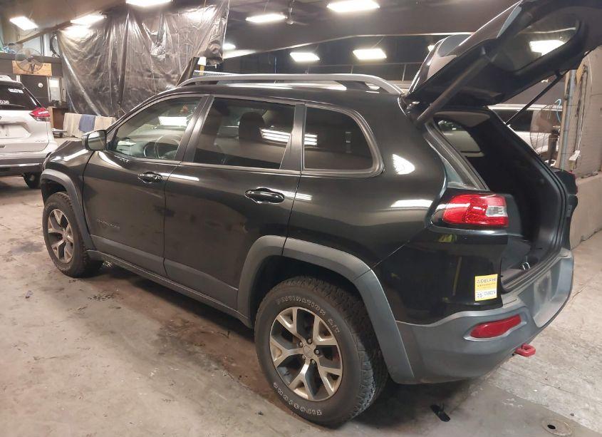 Photo 3 of 2014 Jeep Cherokee TRAILHAWK (VIN 1C4PJMBS1EW111601)