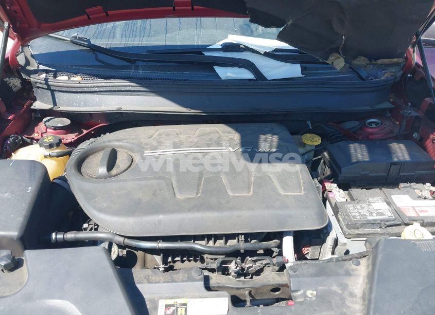 Photo 10 of 2015 Jeep Cherokee TRAILHAWK (VIN 1C4PJMBS1FW640483)