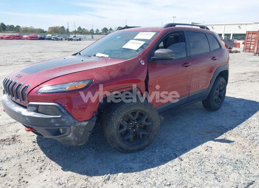 Photo 2 of 2015 Jeep Cherokee TRAILHAWK (VIN 1C4PJMBS1FW640483)