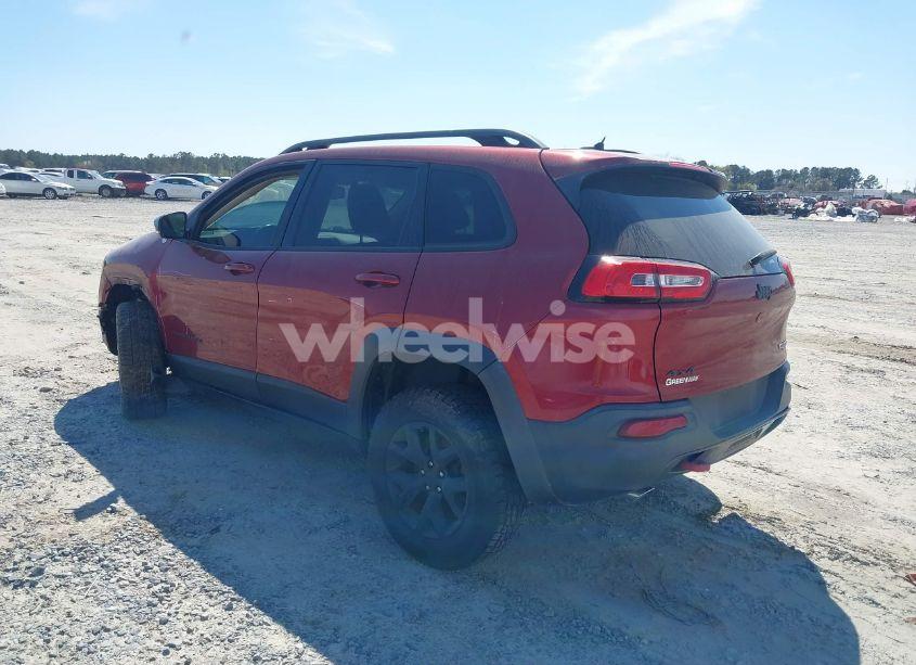 Photo 3 of 2015 Jeep Cherokee TRAILHAWK (VIN 1C4PJMBS1FW640483)