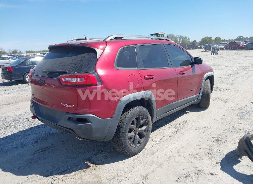 Photo 4 of 2015 Jeep Cherokee TRAILHAWK (VIN 1C4PJMBS1FW640483)