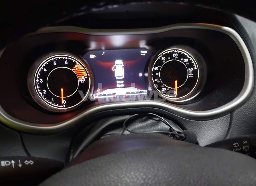 Photo 7 of 2015 Jeep Cherokee TRAILHAWK (VIN 1C4PJMBS1FW644422)