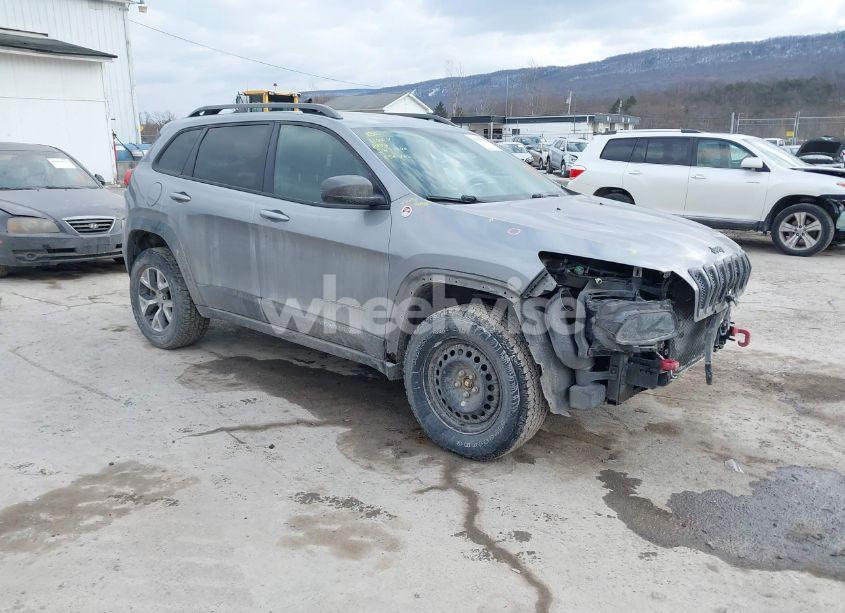 2015 Jeep Cherokee TRAILHAWK (VIN 1C4PJMBS1FW666968) main photo