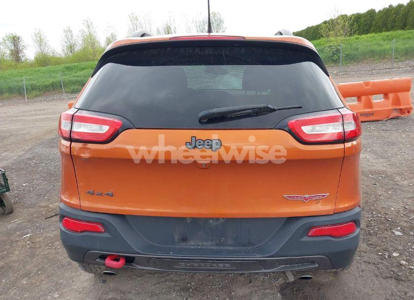 Photo 16 of 2015 Jeep Cherokee TRAILHAWK (VIN 1C4PJMBS1FW674455)