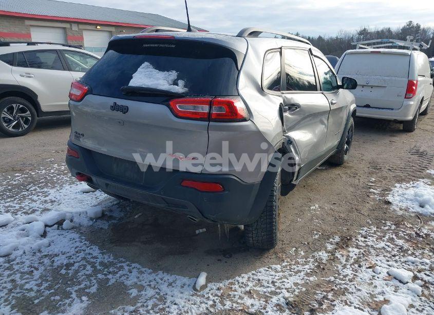 Photo 4 of 2016 Jeep Cherokee TRAILHAWK (VIN 1C4PJMBS1GW353095)