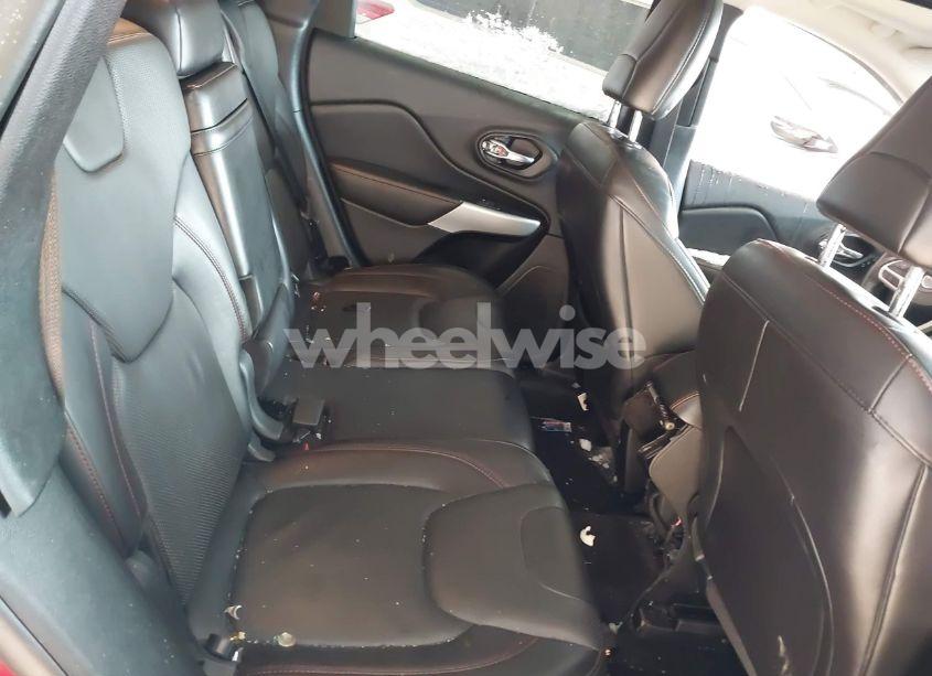 Photo 8 of 2017 Jeep Cherokee TRAILHAWK (VIN 1C4PJMBS1HD225596)