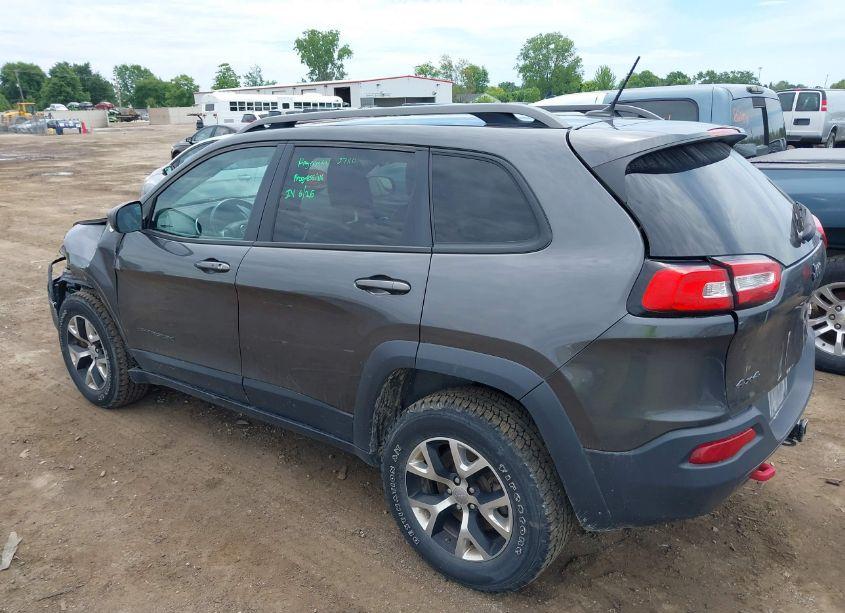 Photo 3 of 2014 Jeep Cherokee TRAILHAWK (VIN 1C4PJMBS2EW159916)