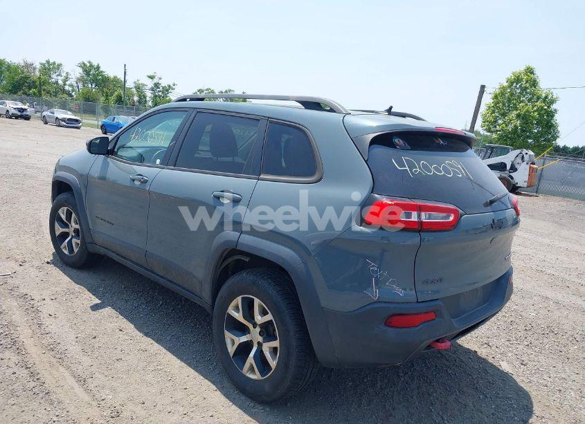 Photo 3 of 2015 Jeep Cherokee TRAILHAWK (VIN 1C4PJMBS2FW500538)