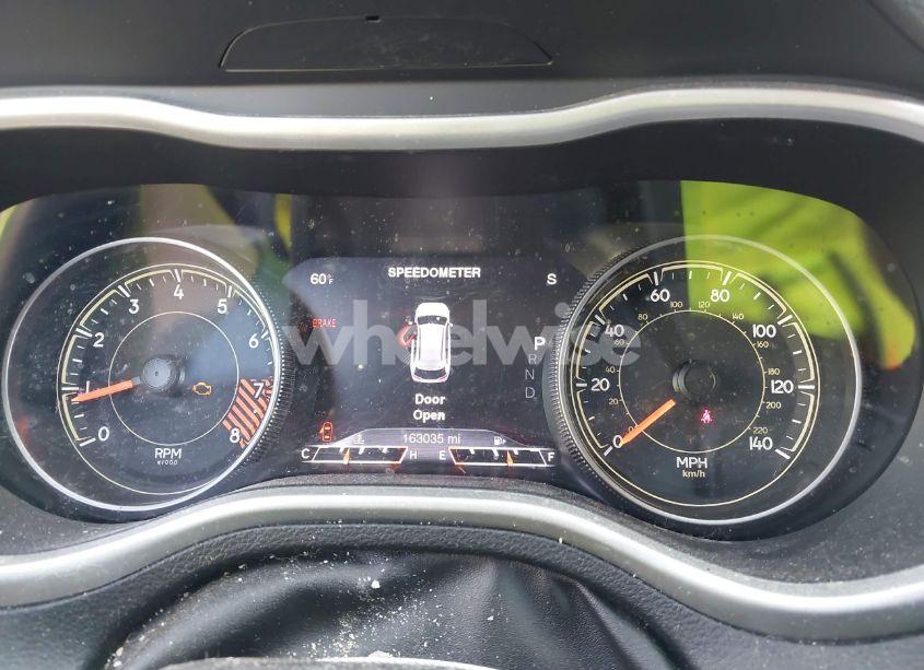 Photo 7 of 2015 Jeep Cherokee TRAILHAWK (VIN 1C4PJMBS2FW500538)