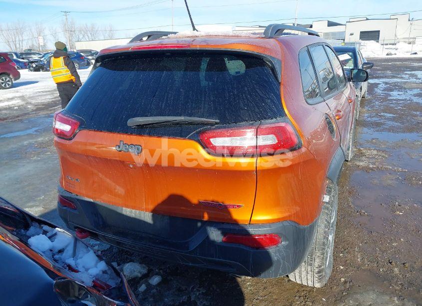 Photo 16 of 2015 Jeep Cherokee TRAILHAWK (VIN 1C4PJMBS2FW587986)
