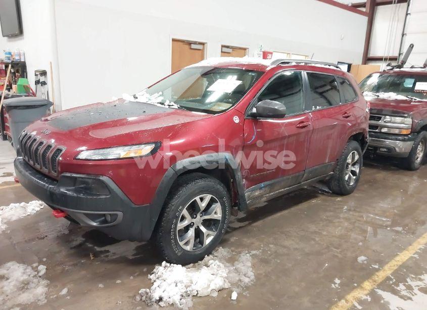 Photo 2 of 2015 Jeep Cherokee TRAILHAWK (VIN 1C4PJMBS2FW772748)