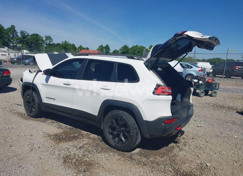 Photo 3 of 2017 Jeep Cherokee TRAILHAWK L PLUS 4X4 (VIN 1C4PJMBS2HD217880)