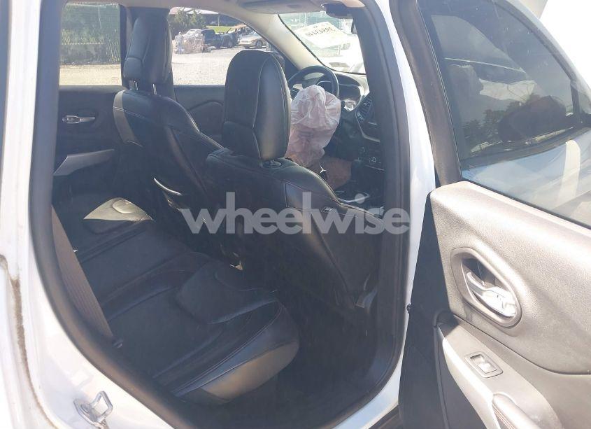 Photo 8 of 2017 Jeep Cherokee TRAILHAWK L PLUS 4X4 (VIN 1C4PJMBS2HD217880)