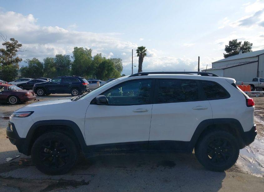 Photo 14 of 2017 Jeep Cherokee TRAILHAWK 4X4 (VIN 1C4PJMBS2HW618270)