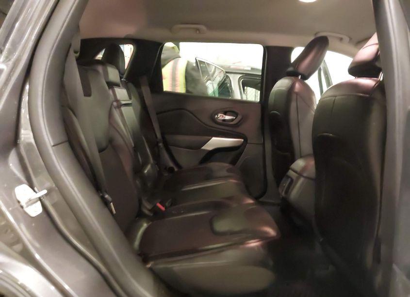 Photo 8 of 2017 Jeep Cherokee TRAILHAWK 4X4 (VIN 1C4PJMBS2HW622223)