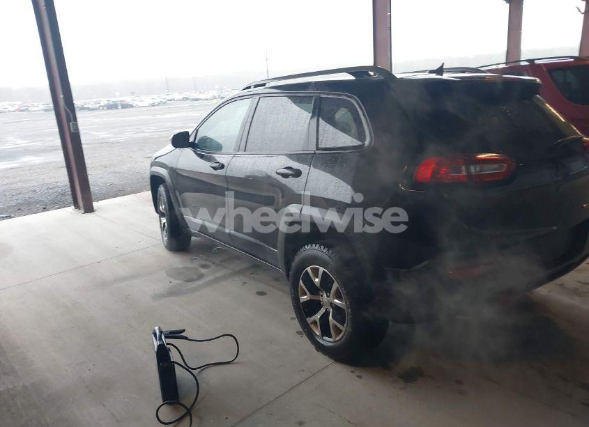 Photo 13 of 2014 Jeep Cherokee TRAILHAWK (VIN 1C4PJMBS3EW150366)