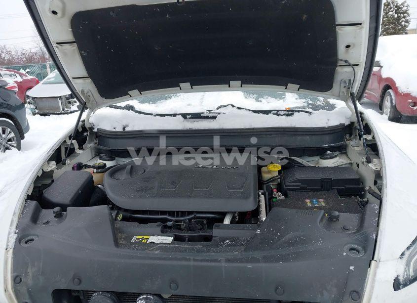 Photo 10 of 2014 Jeep Cherokee TRAILHAWK (VIN 1C4PJMBS3EW160380)