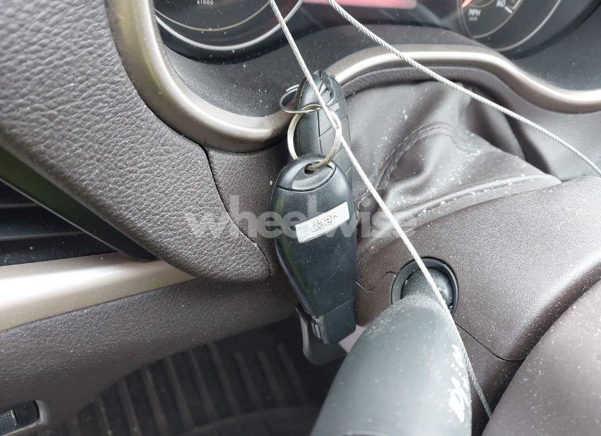 Photo 11 of 2014 Jeep Cherokee TRAILHAWK (VIN 1C4PJMBS3EW160380)