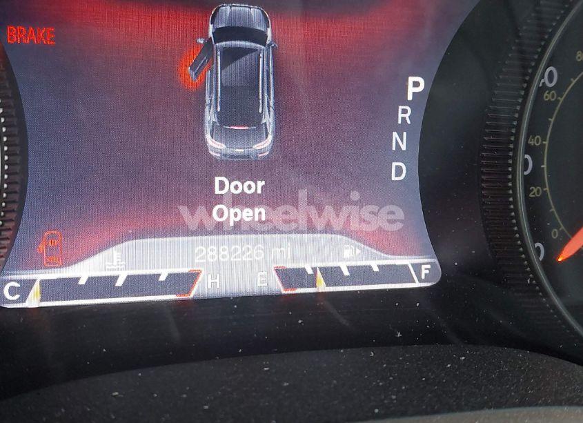 Photo 15 of 2014 Jeep Cherokee TRAILHAWK (VIN 1C4PJMBS3EW160380)