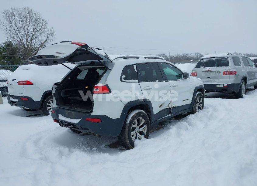 Photo 4 of 2014 Jeep Cherokee TRAILHAWK (VIN 1C4PJMBS3EW160380)