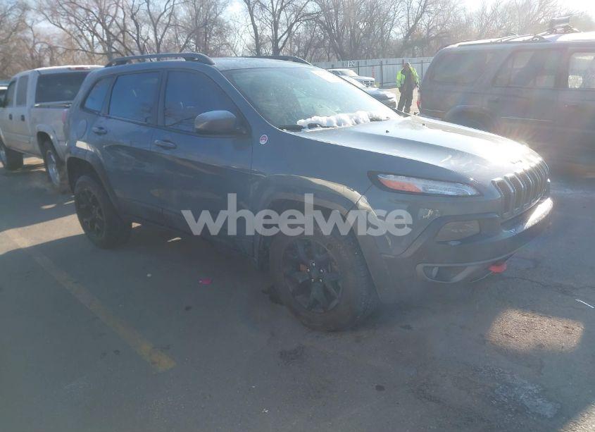 2015 Jeep Cherokee TRAILHAWK (VIN 1C4PJMBS3FW510219) main photo
