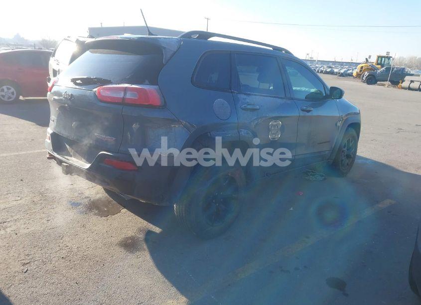 Photo 4 of 2015 Jeep Cherokee TRAILHAWK (VIN 1C4PJMBS3FW510219)