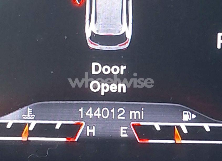 Photo 6 of 2015 Jeep Cherokee TRAILHAWK (VIN 1C4PJMBS3FW510219)