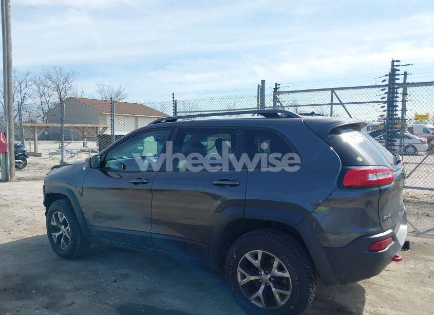 Photo 15 of 2015 Jeep Cherokee TRAILHAWK (VIN 1C4PJMBS3FW520328)