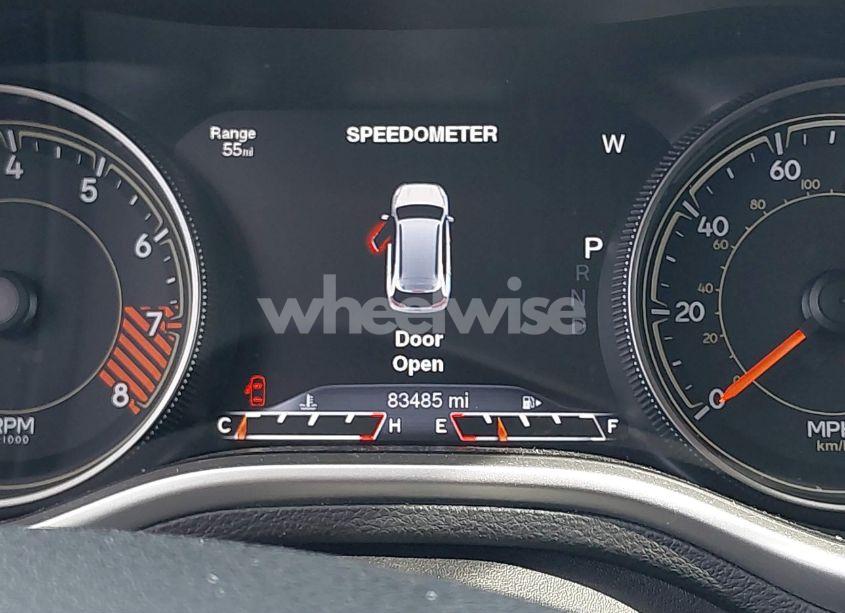 Photo 7 of 2015 Jeep Cherokee TRAILHAWK (VIN 1C4PJMBS3FW520328)