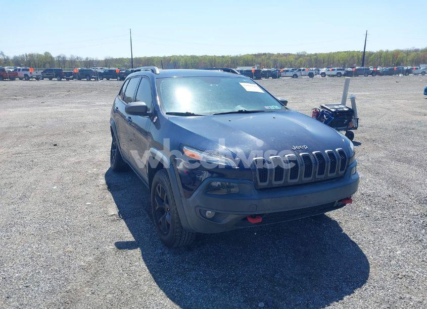 2015 Jeep Cherokee TRAILHAWK (VIN 1C4PJMBS3FW520829) main photo