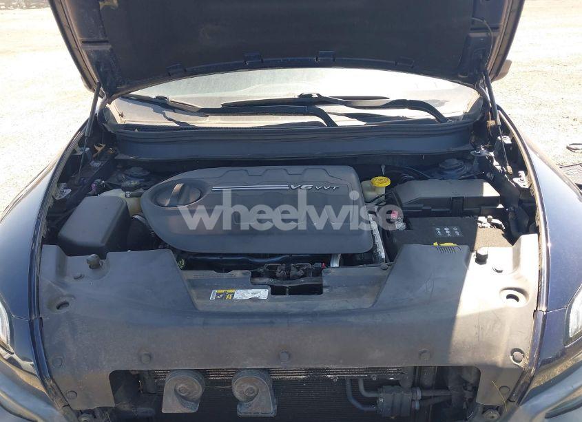 Photo 10 of 2015 Jeep Cherokee TRAILHAWK (VIN 1C4PJMBS3FW520829)