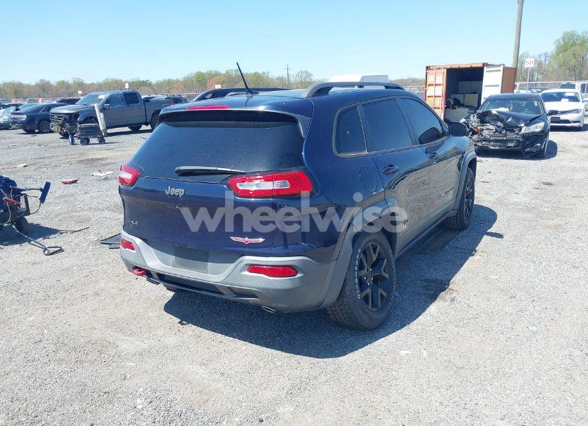 Photo 4 of 2015 Jeep Cherokee TRAILHAWK (VIN 1C4PJMBS3FW520829)