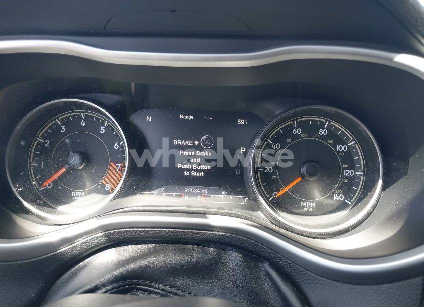 Photo 7 of 2015 Jeep Cherokee TRAILHAWK (VIN 1C4PJMBS3FW520829)