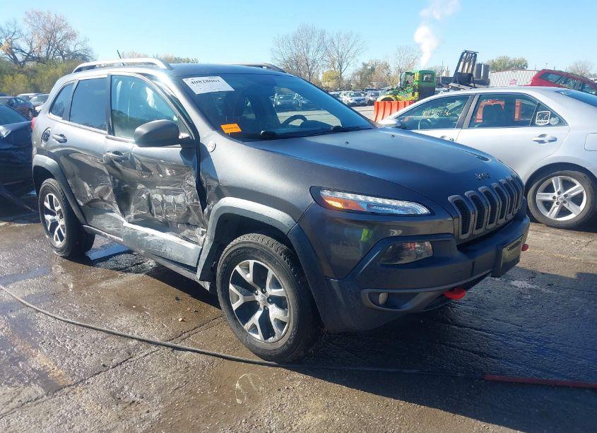 2015 Jeep Cherokee TRAILHAWK (VIN 1C4PJMBS3FW654708) main photo