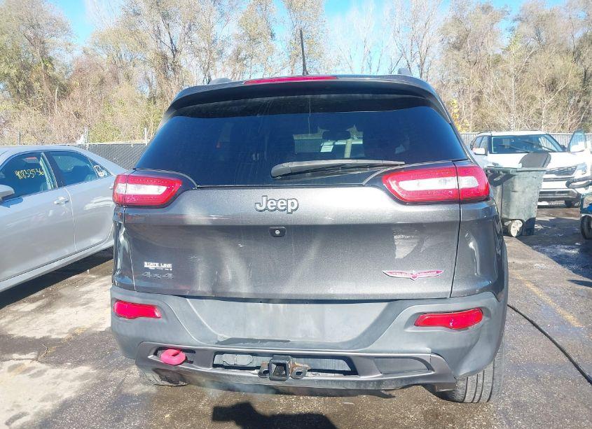 Photo 16 of 2015 Jeep Cherokee TRAILHAWK (VIN 1C4PJMBS3FW654708)