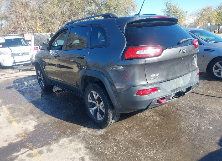 Photo 3 of 2015 Jeep Cherokee TRAILHAWK (VIN 1C4PJMBS3FW654708)