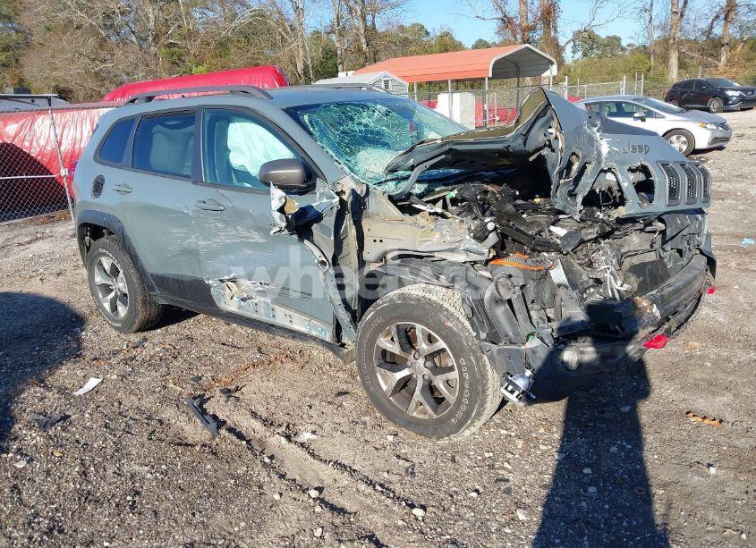 2015 Jeep Cherokee TRAILHAWK (VIN 1C4PJMBS3FW675302) main photo