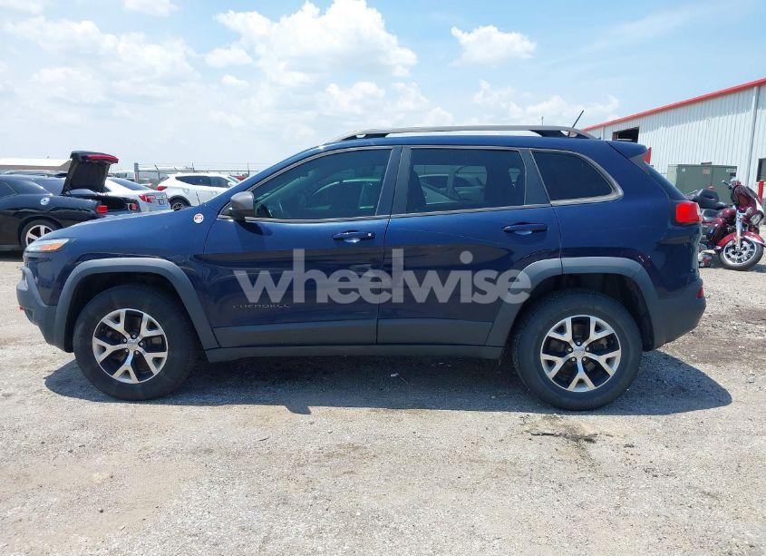 Photo 14 of 2015 Jeep Cherokee TRAILHAWK (VIN 1C4PJMBS3FW704622)