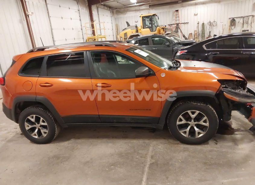 Photo 13 of 2016 Jeep Cherokee TRAILHAWK (VIN 1C4PJMBS3GW146286)