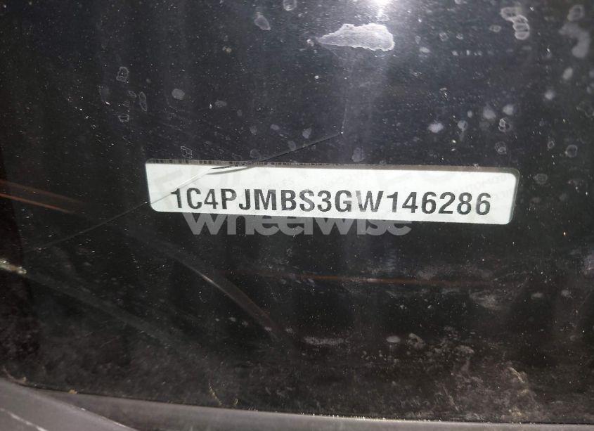 Photo 9 of 2016 Jeep Cherokee TRAILHAWK (VIN 1C4PJMBS3GW146286)