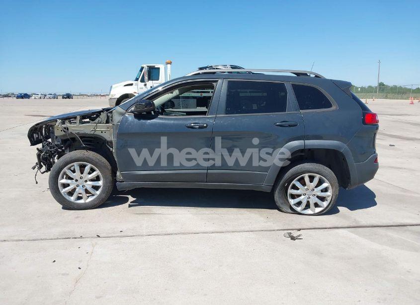 Photo 14 of 2016 Jeep Cherokee TRAILHAWK (VIN 1C4PJMBS3GW232519)