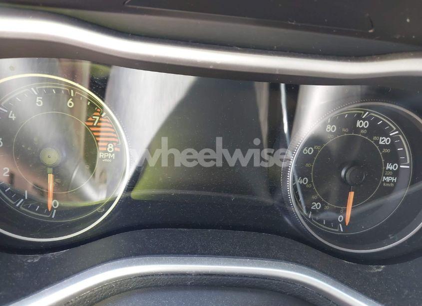 Photo 7 of 2016 Jeep Cherokee TRAILHAWK (VIN 1C4PJMBS3GW232519)