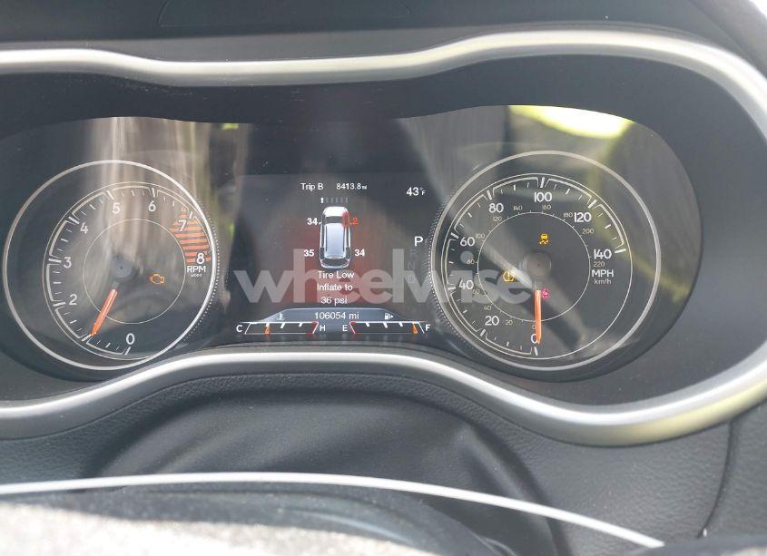 Photo 7 of 2017 Jeep Cherokee TRAILHAWK 4X4 (VIN 1C4PJMBS3HW664741)