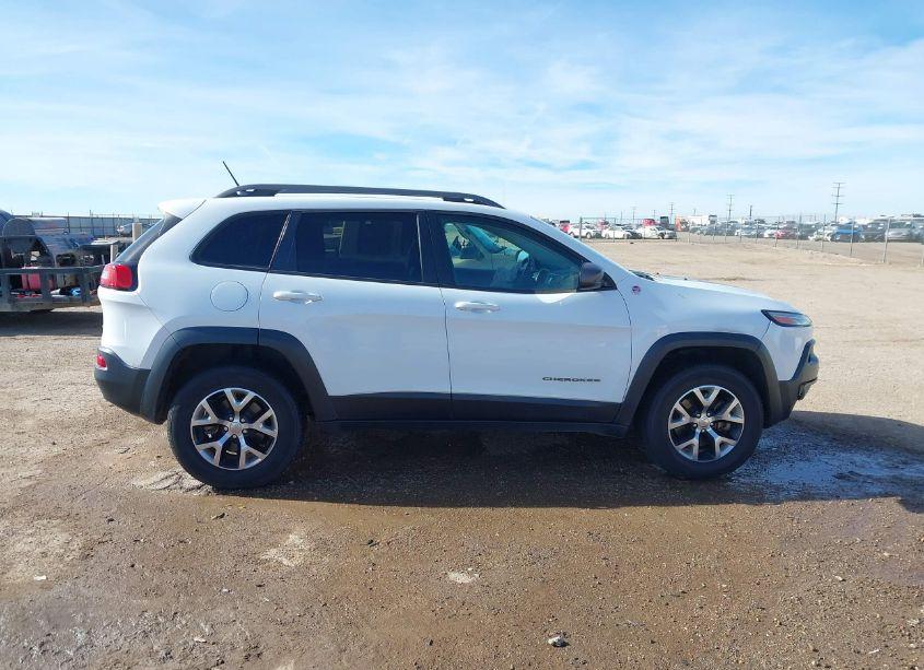 Photo 14 of 2014 Jeep Cherokee TRAILHAWK (VIN 1C4PJMBS4EW160498)