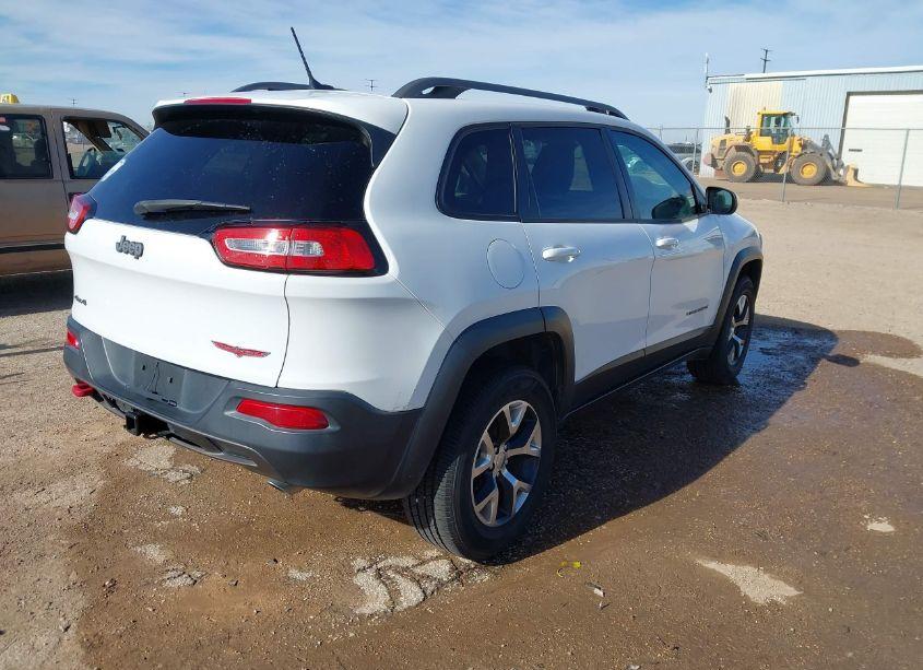 Photo 4 of 2014 Jeep Cherokee TRAILHAWK (VIN 1C4PJMBS4EW160498)