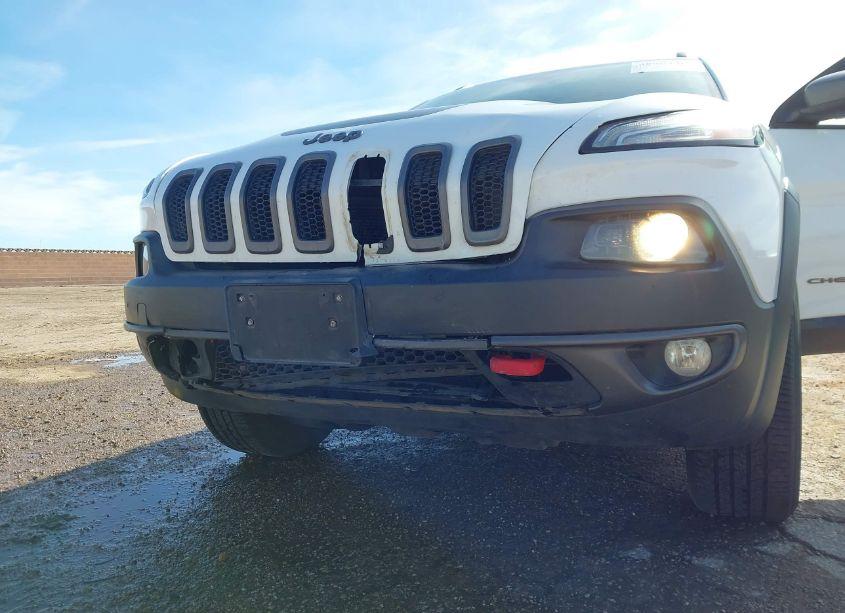 Photo 6 of 2014 Jeep Cherokee TRAILHAWK (VIN 1C4PJMBS4EW160498)