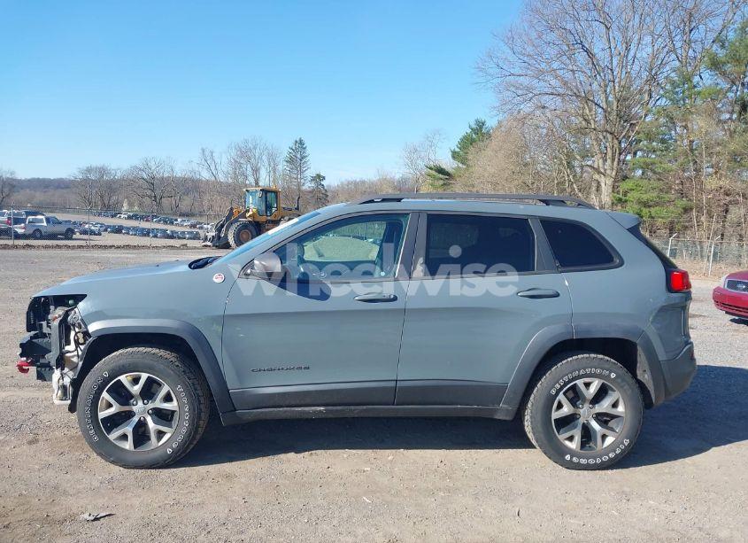 Photo 15 of 2014 Jeep Cherokee TRAILHAWK (VIN 1C4PJMBS4EW179763)