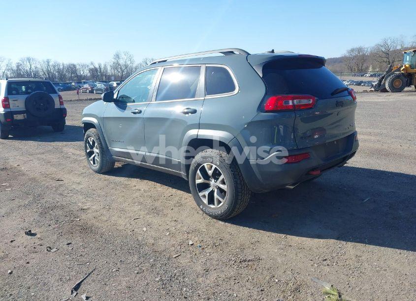Photo 3 of 2014 Jeep Cherokee TRAILHAWK (VIN 1C4PJMBS4EW179763)