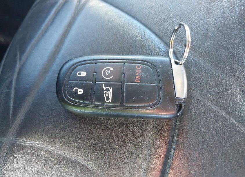 Photo 11 of 2014 Jeep Cherokee TRAILHAWK (VIN 1C4PJMBS4EW191721)